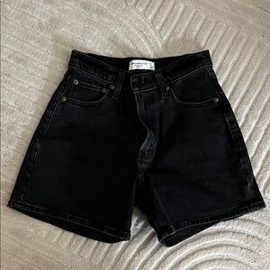 Abercrombie & Fitch Curve Love size 25 (0) Charcoal High Rise Denim Shorts